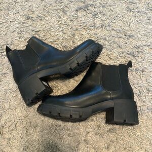 Women’s Black Boots